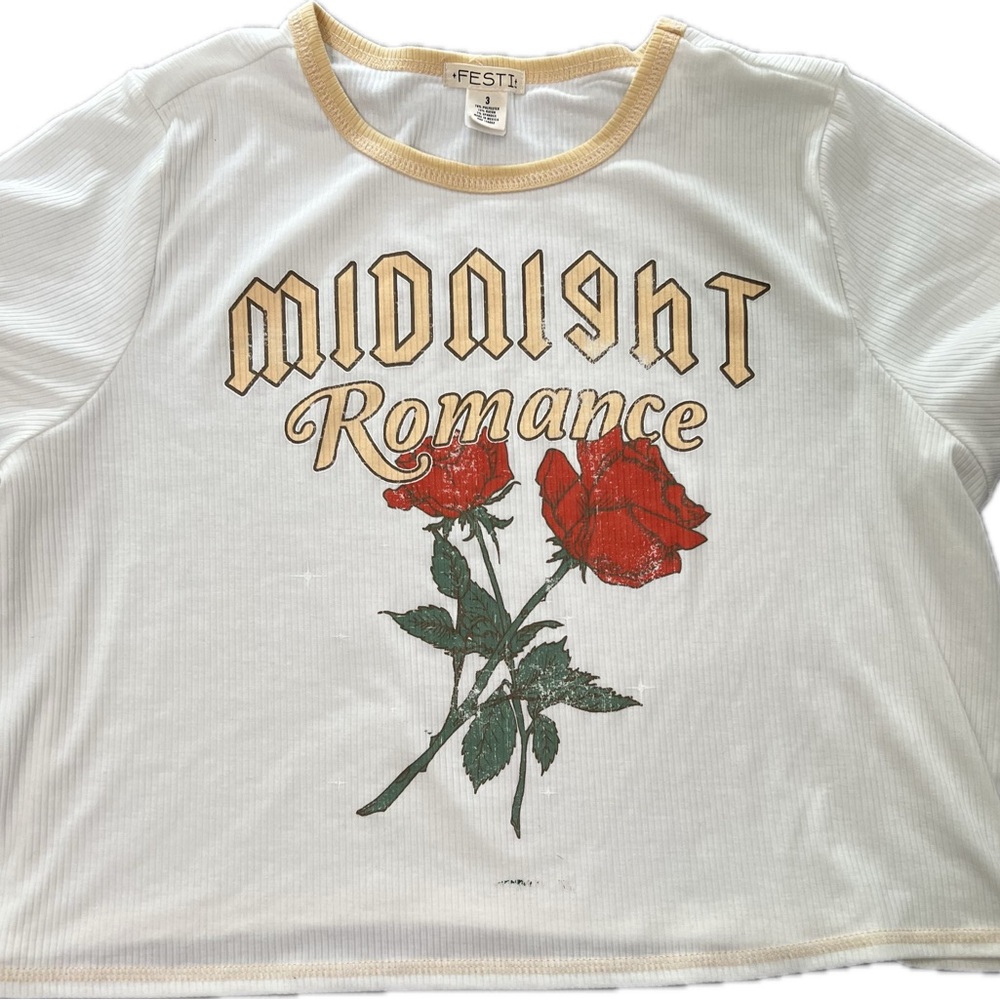 Festi Size 3 NWOT Crop Top
